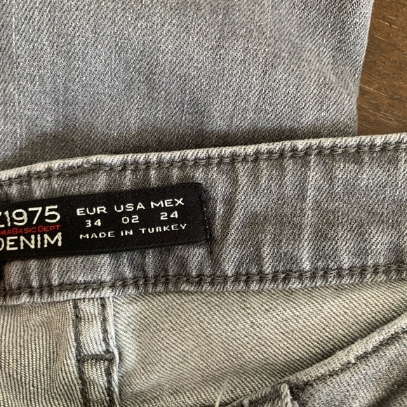 Zara Ankle Cropped Skinny Jeans Raw Hem Distressed - Picture 2 of 6